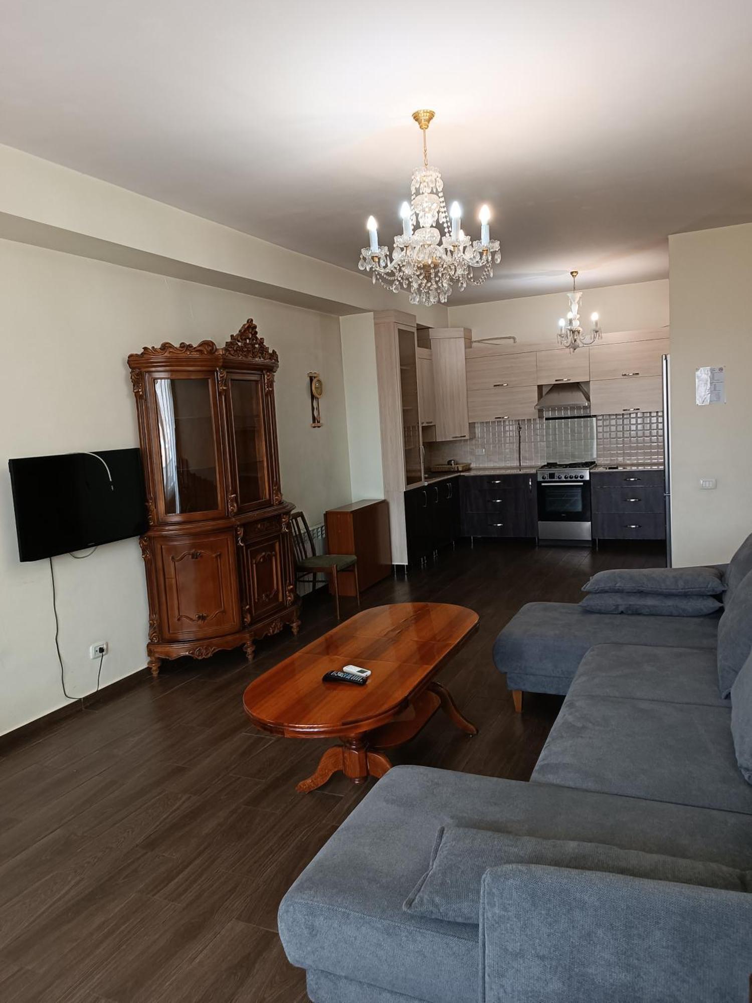 Rent Inn Yerevan On Sakharov Square Esterno foto
