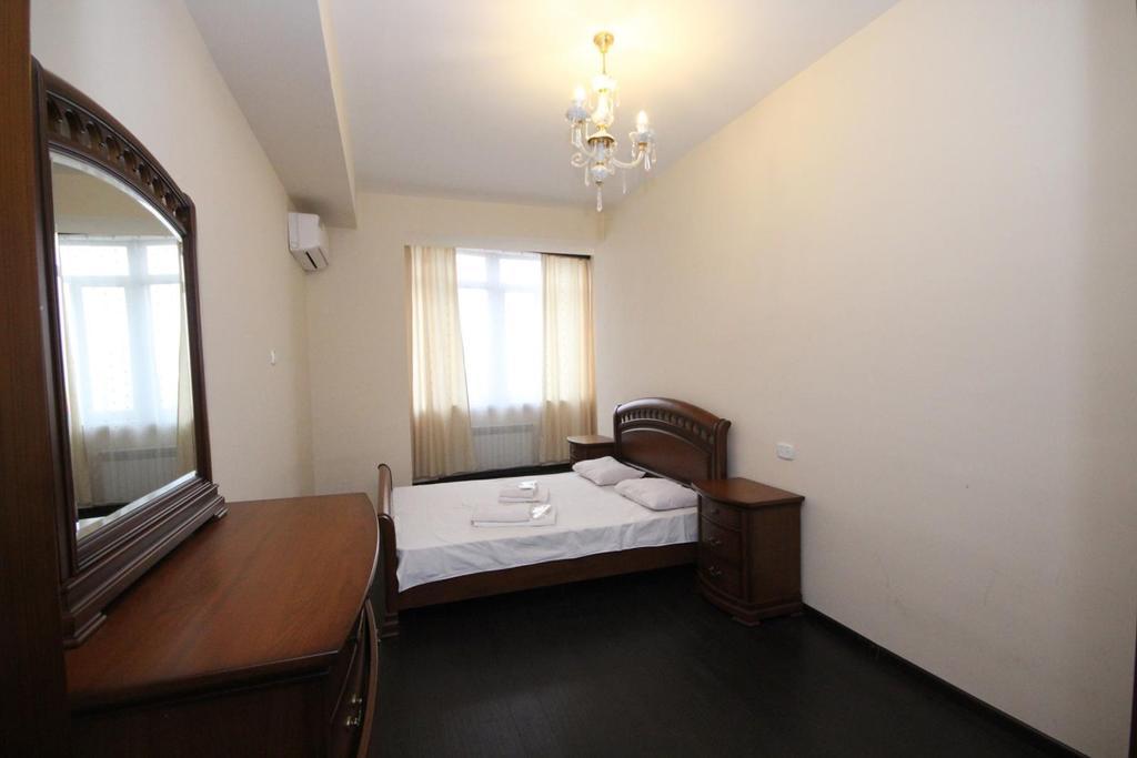 Rent Inn Yerevan On Sakharov Square Camera foto